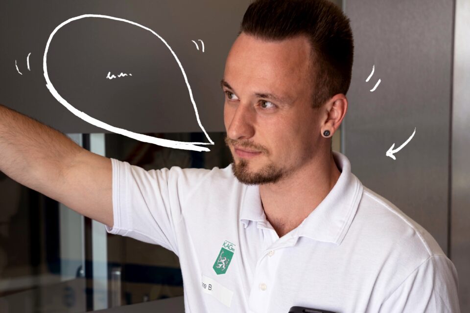 Bettenfahrer Patientinnentransport Porträt Benjamin