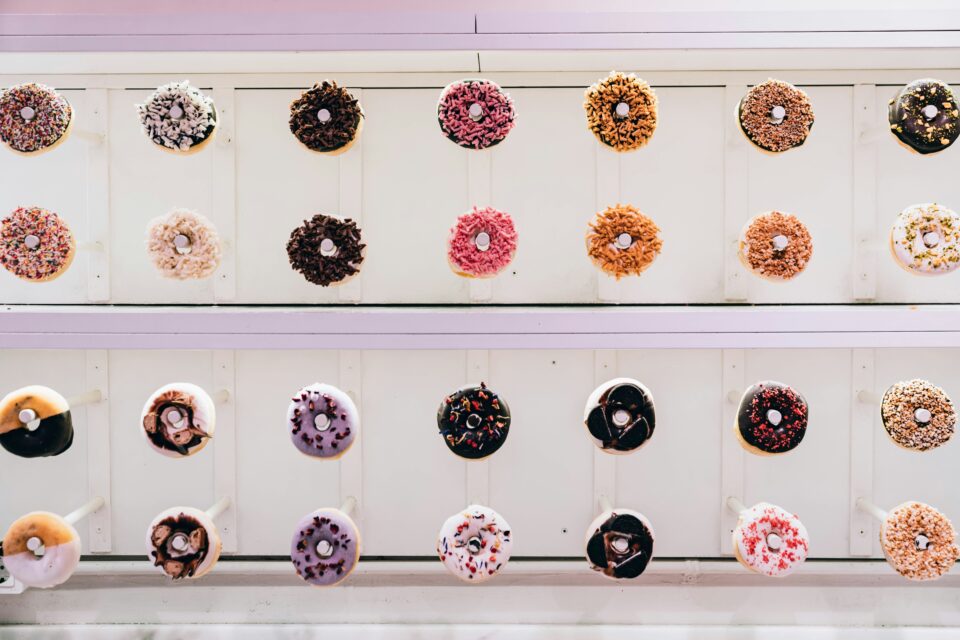 Die Schuld ungesund gelebt zu haben - ein weitverbreitetes Phänomen. (Foto: Unsplash/Edgar Chaparro)