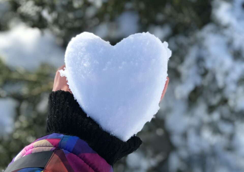 Schneeherz wird gehalten